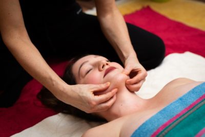 Massage-bien-être visage